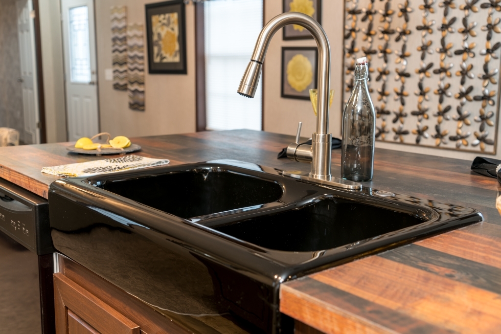 black farmhouse bathroom sink